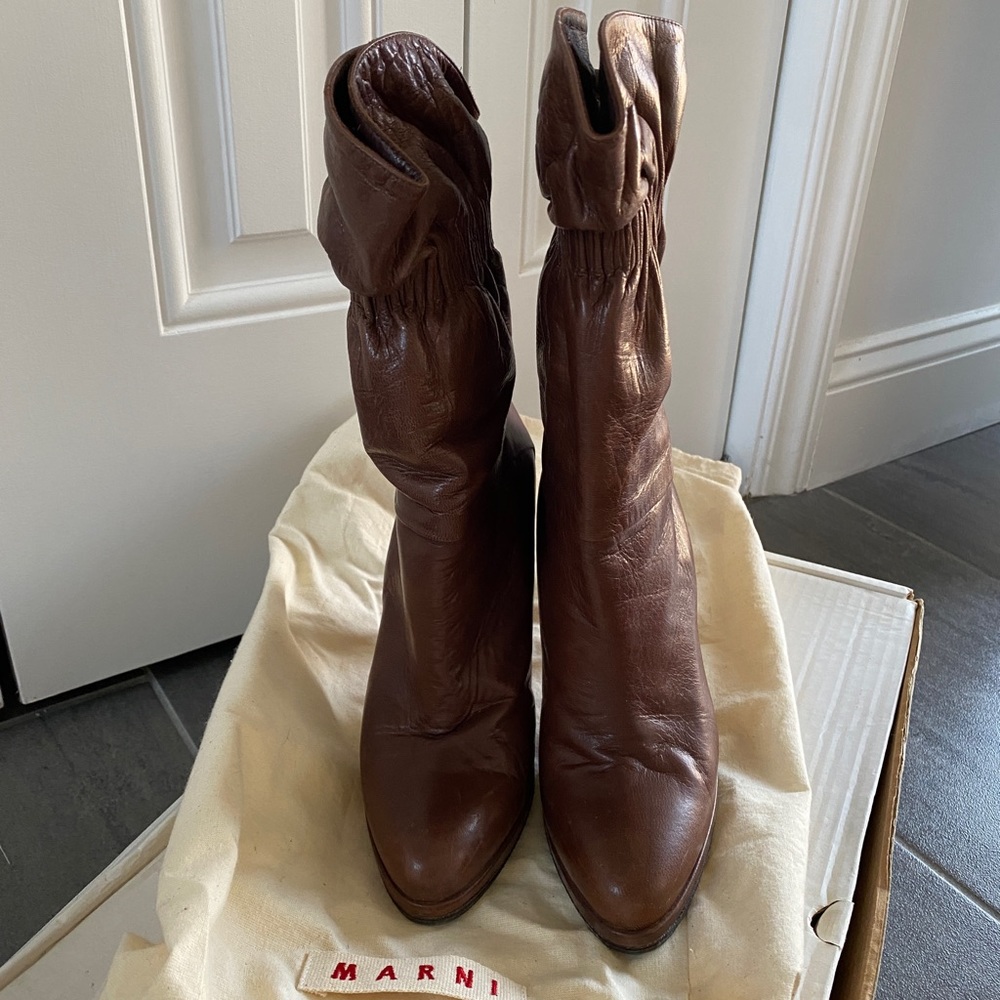 MARNI FABULOUS BROWN LEATHER BOOTIES HIGH HEELS UNIQUE ELEGANT Switzerland 38.5